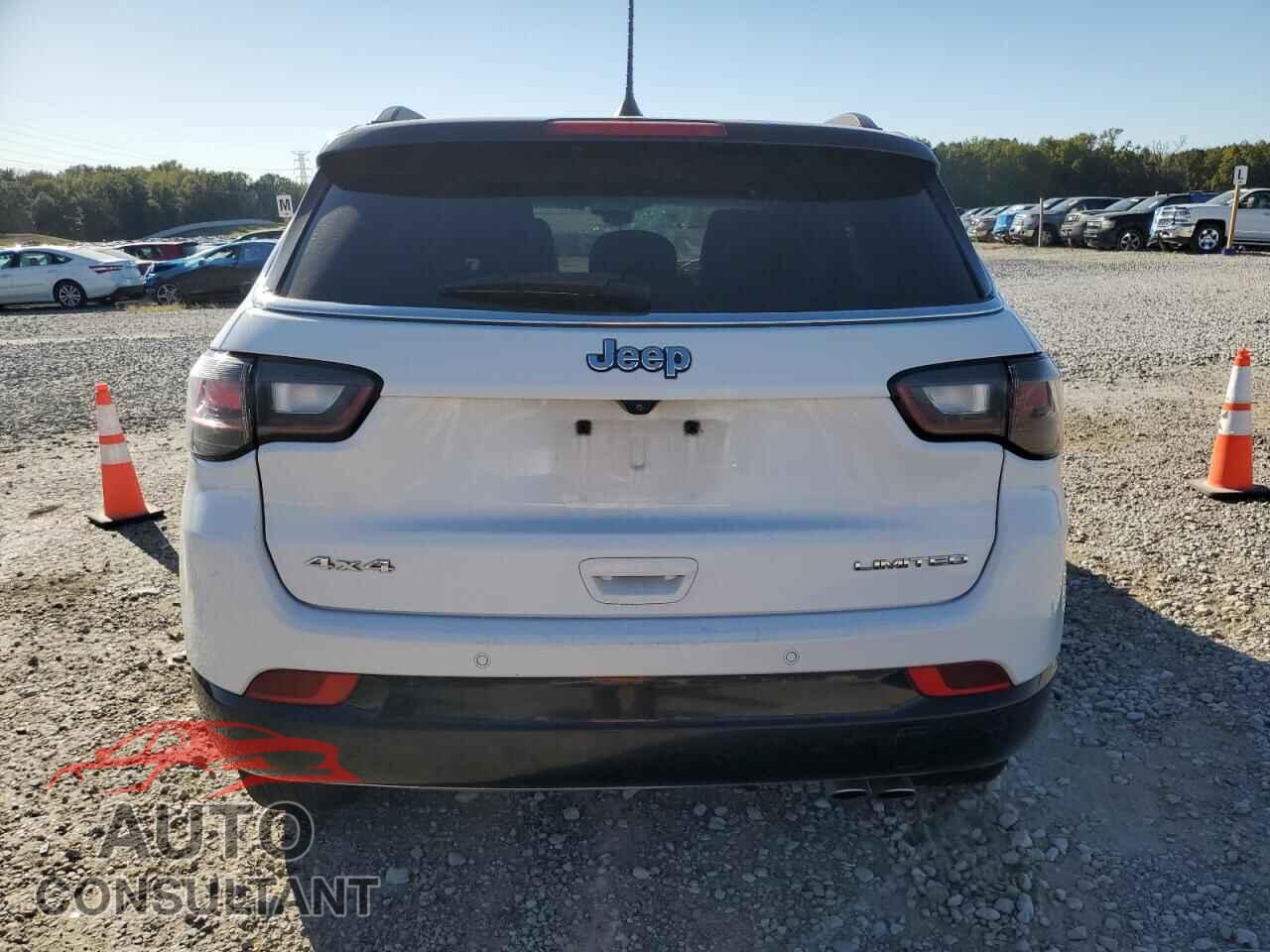 JEEP COMPASS 2022 - 3C4NJDCB9NT118596