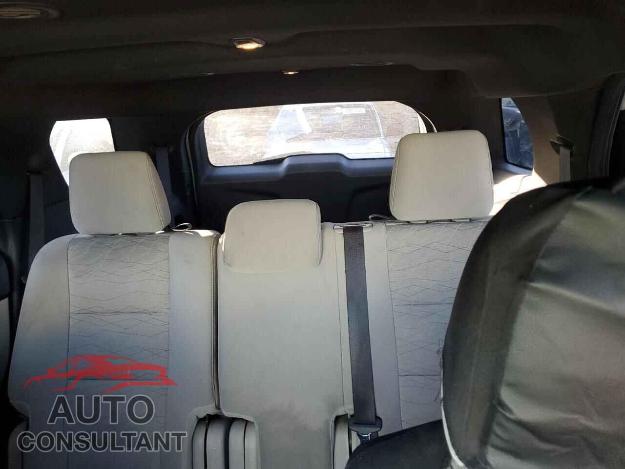 FORD EXPLORER 2011 - 1FMHK8B85BGA43902