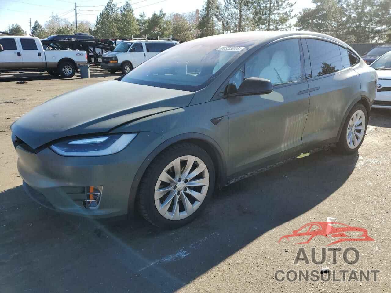 TESLA MODEL X 2017 - 5YJXCBE27HF035742