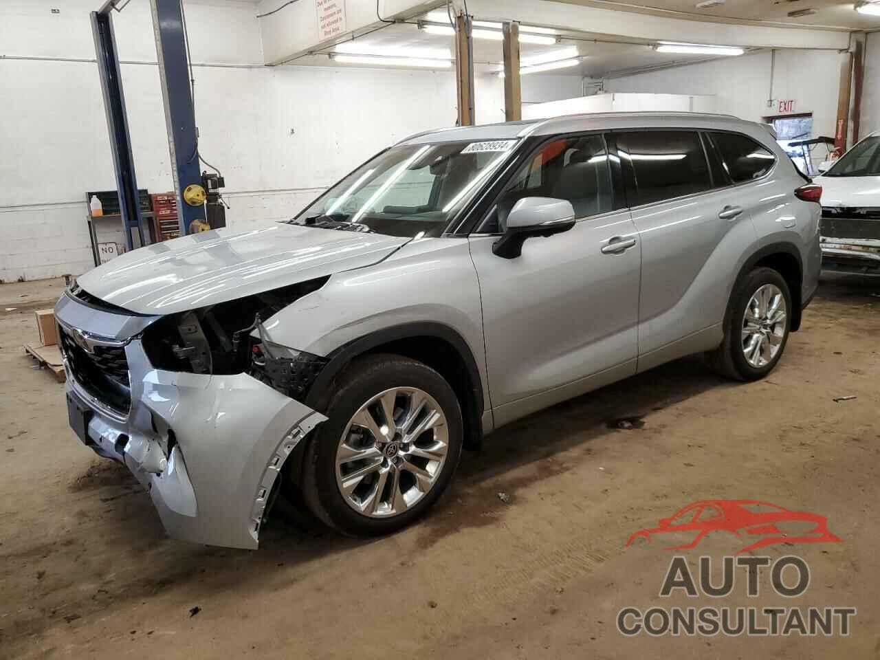 TOYOTA HIGHLANDER 2023 - 5TDKDRBH0PS001774