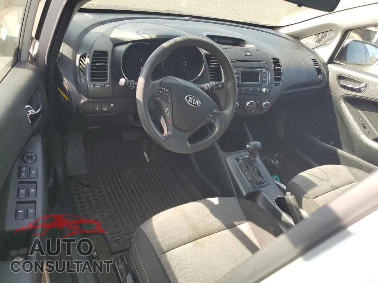 KIA FORTE 2016 - KNAFK5A83G5546985