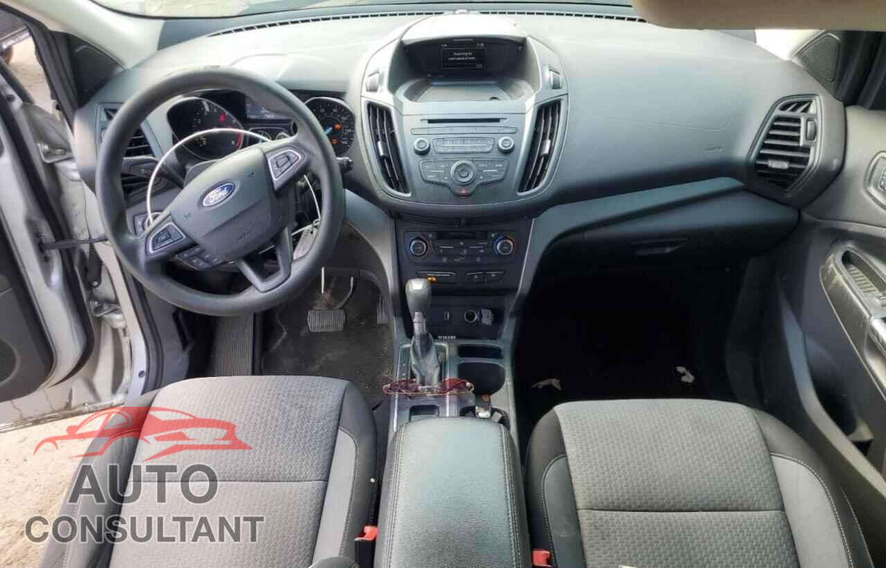 FORD ESCAPE 2017 - 1FMCU9GD7HUC64802