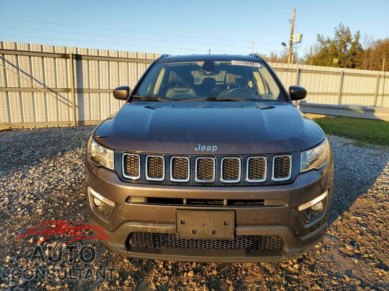JEEP COMPASS 2018 - 3C4NJCBB9JT344191