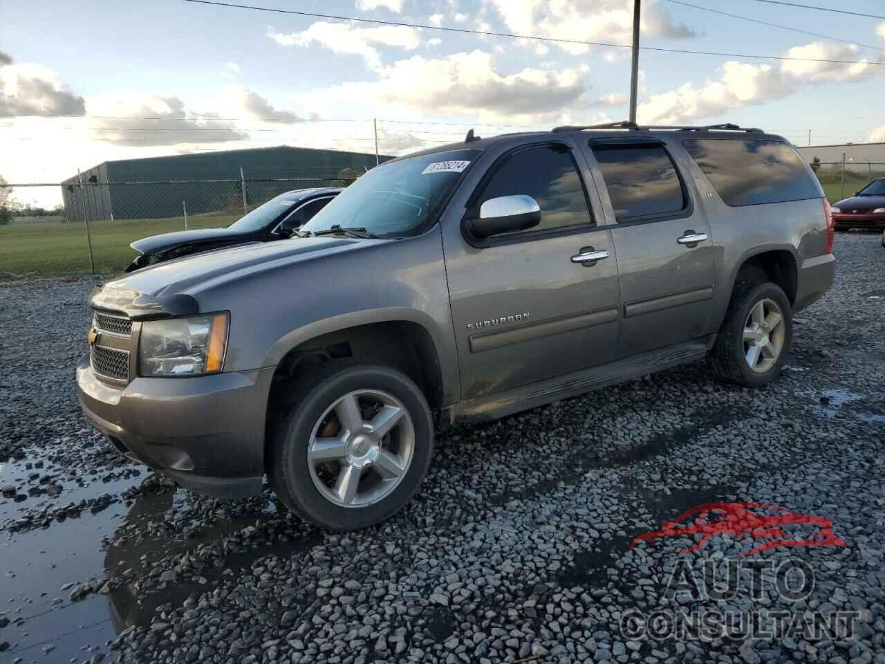 CHEVROLET SUBURBAN 2014 - 1GNSCJE01ER156217