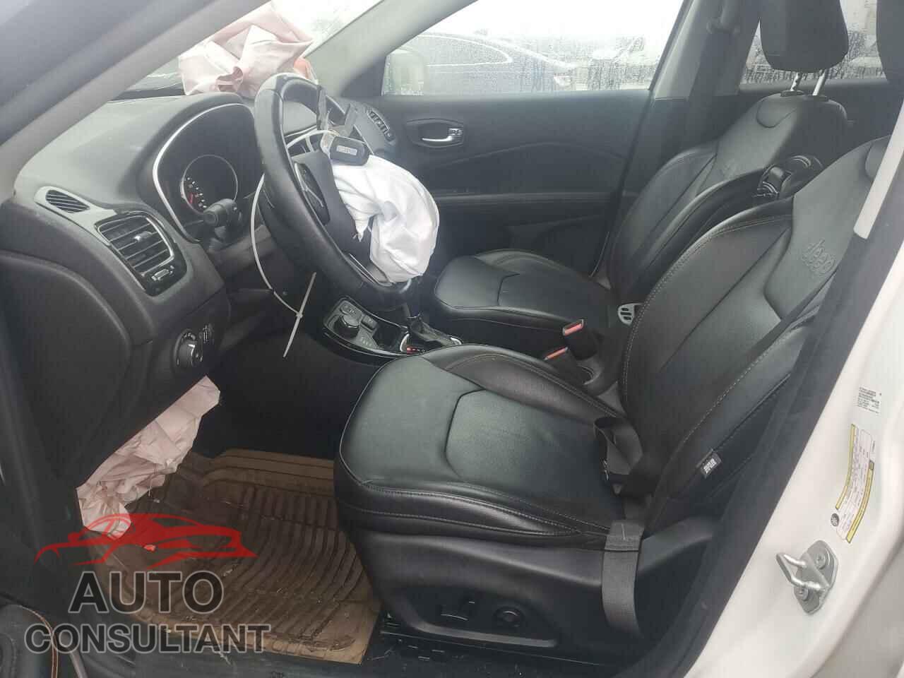 JEEP COMPASS 2020 - 3C4NJDCB1LT160841