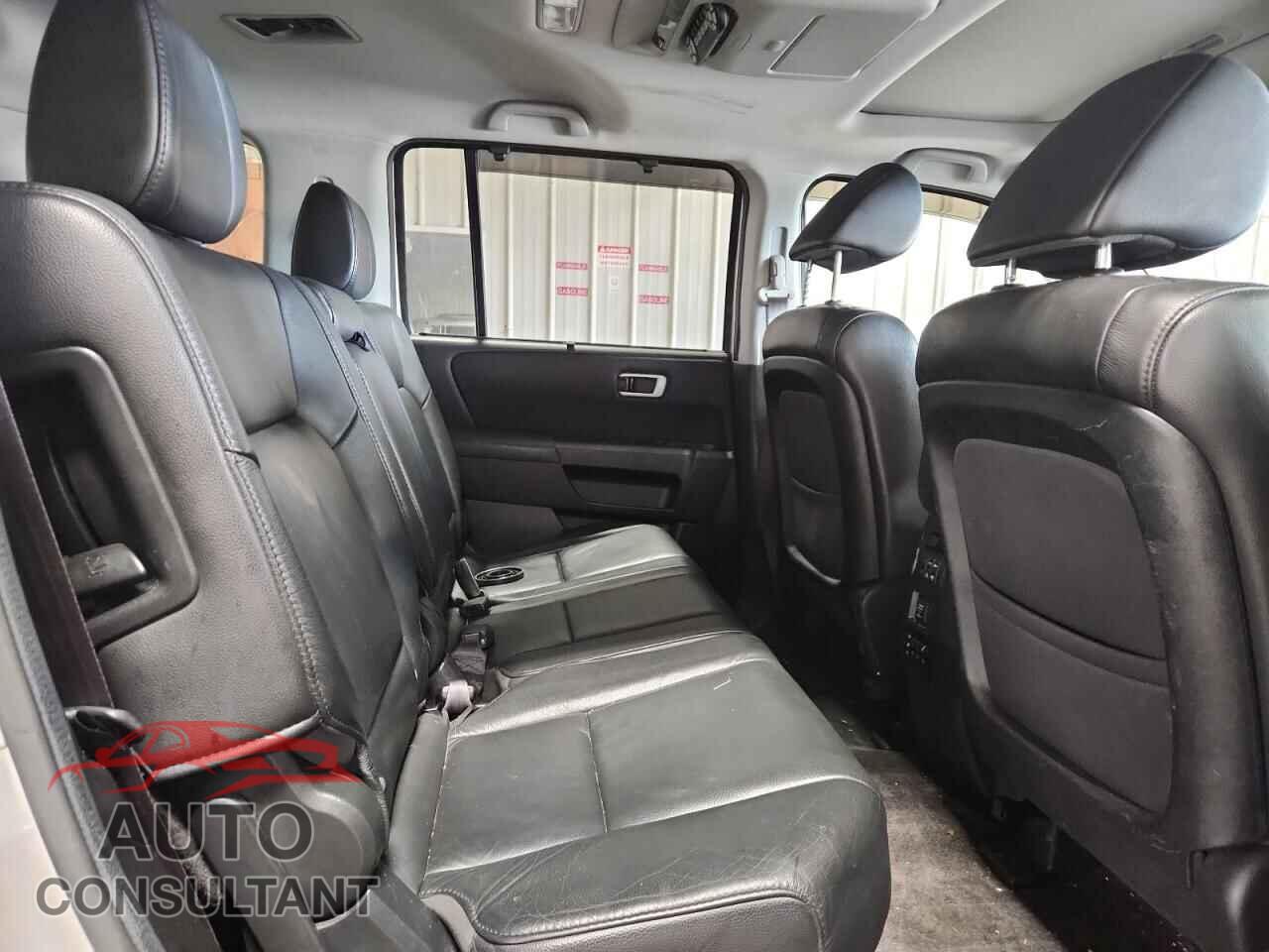 HONDA PILOT 2012 - 5FNYF4H96CB084228