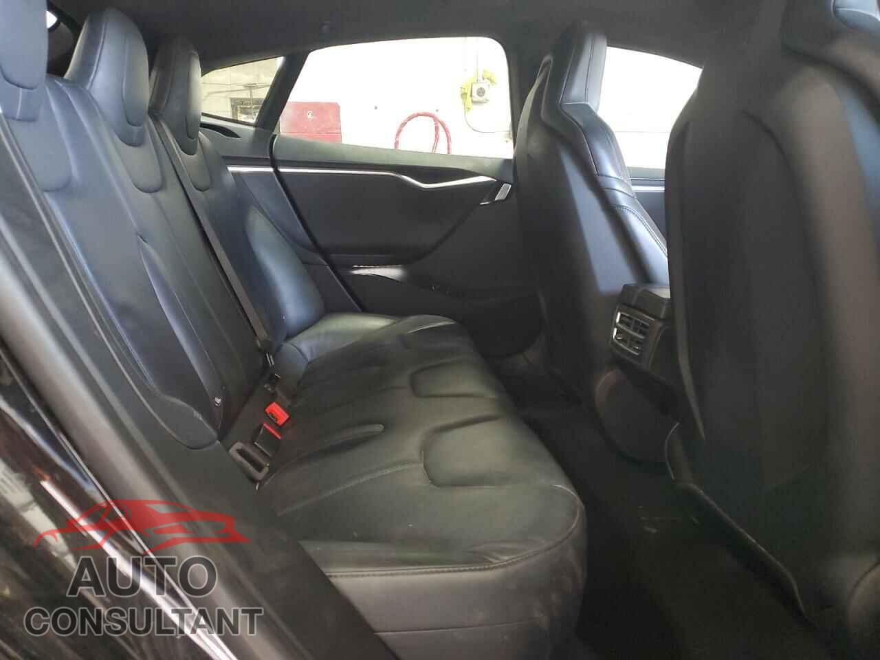 TESLA MODEL S 2016 - 5YJSA1E4XGF144304