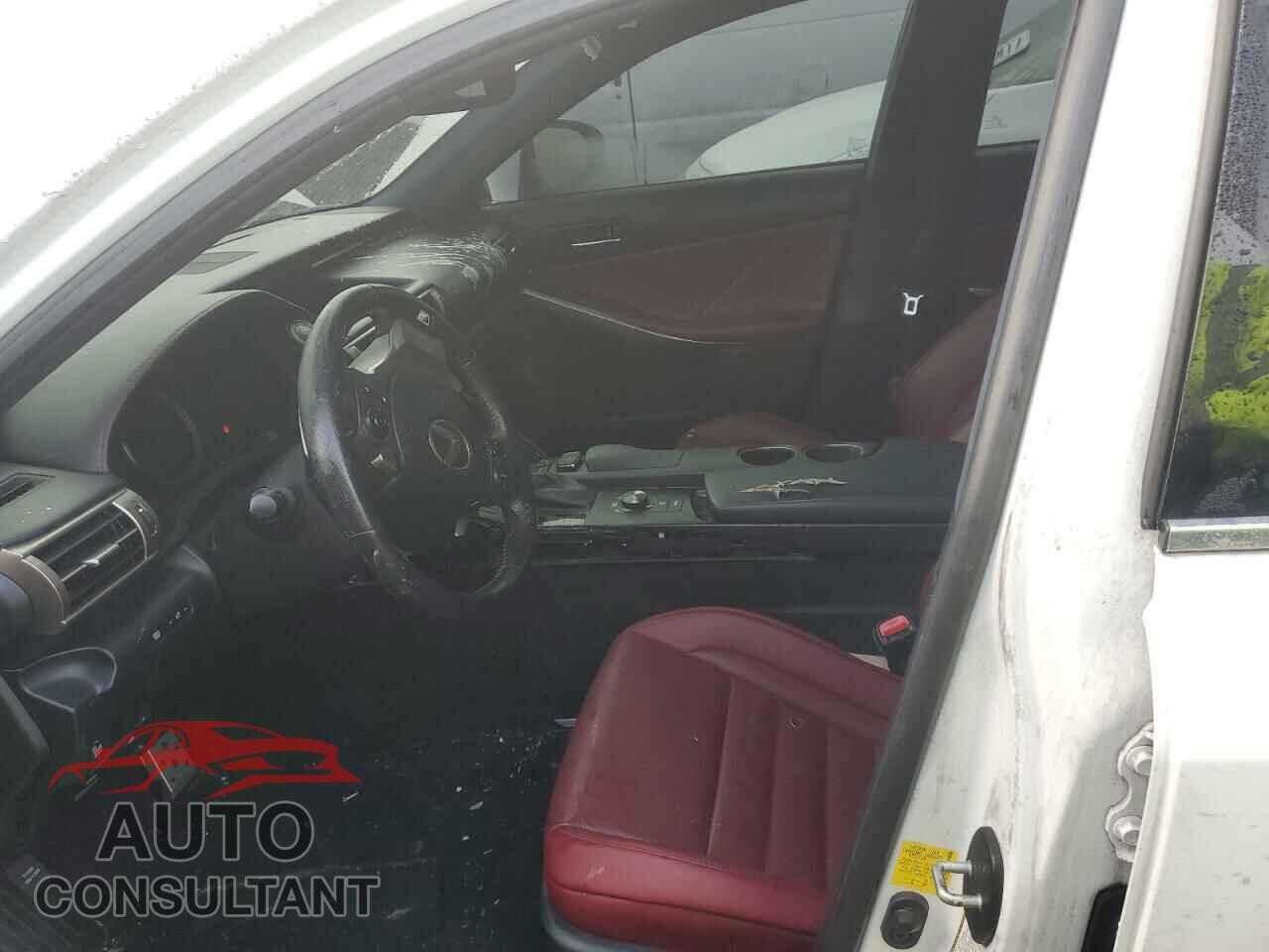 LEXUS IS 2015 - JTHBE1D24F5018605