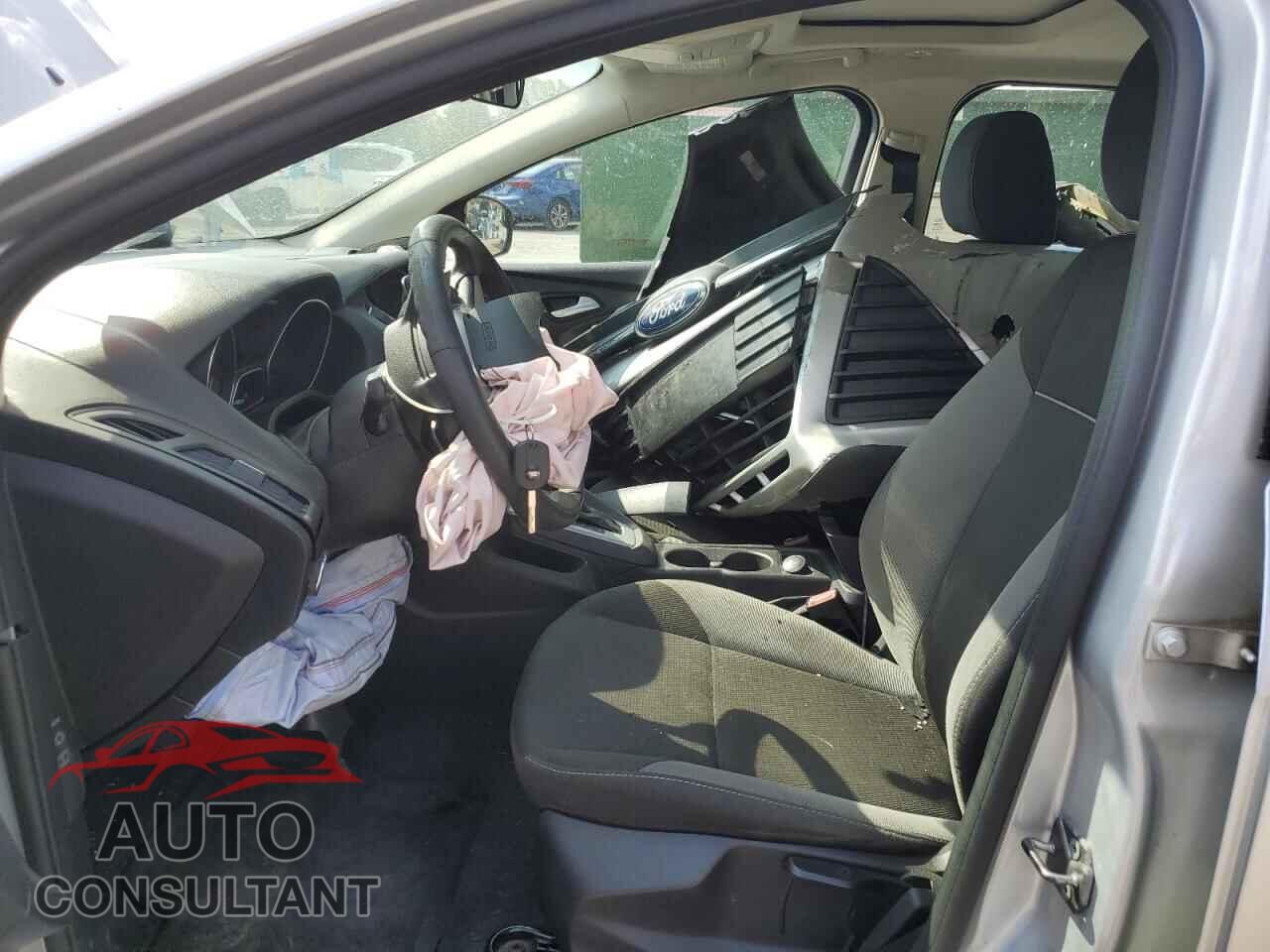 FORD FOCUS 2013 - 1FADP3F22DL330563