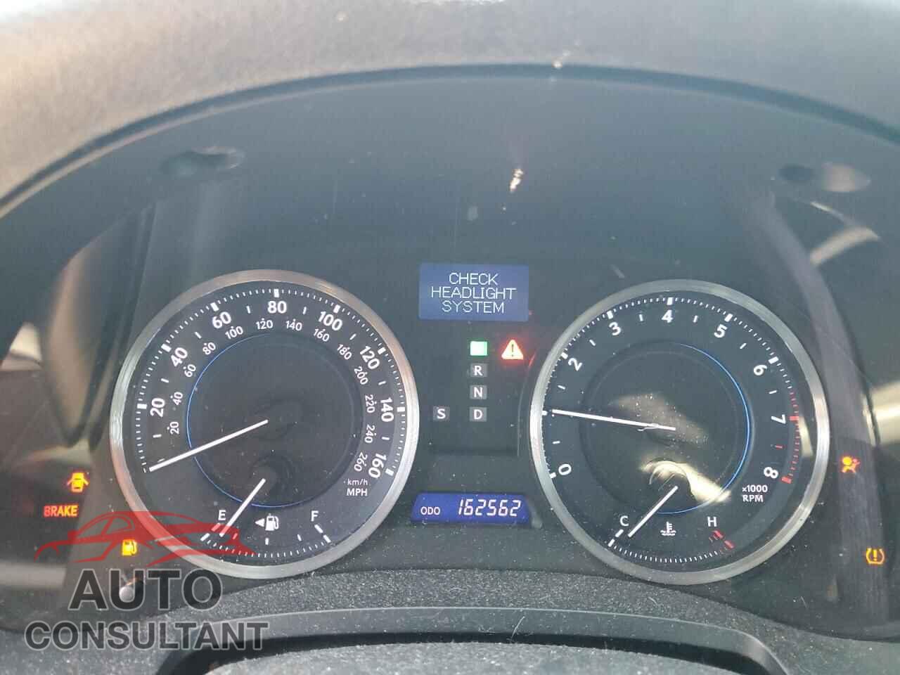 LEXUS IS 2011 - JTHBF5C28B5142313