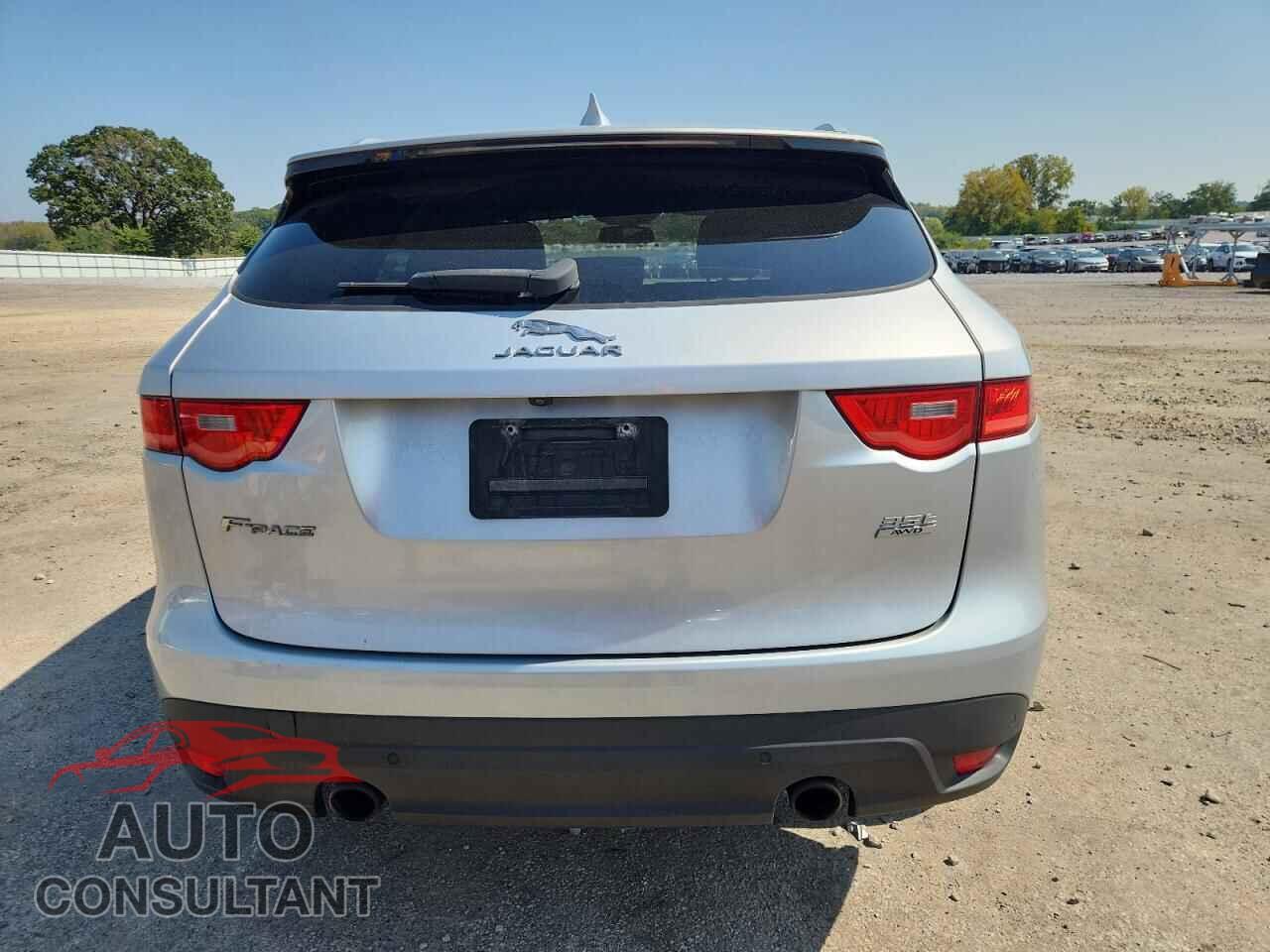 JAGUAR F-PACE 2018 - SADCK2EV6JA246199