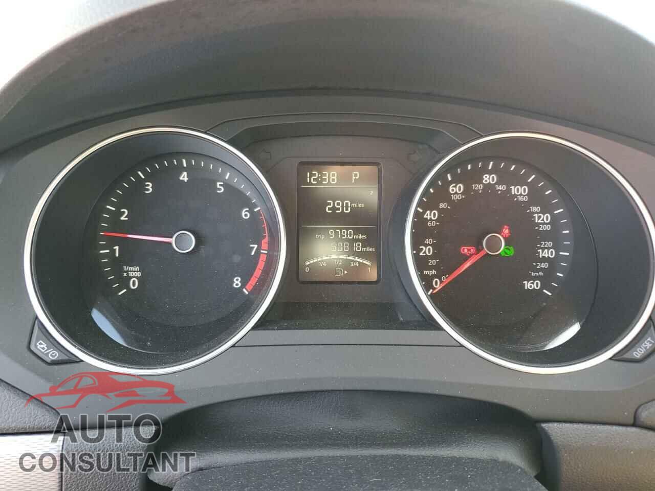 VOLKSWAGEN JETTA 2017 - 3VW2B7AJ7HM400081