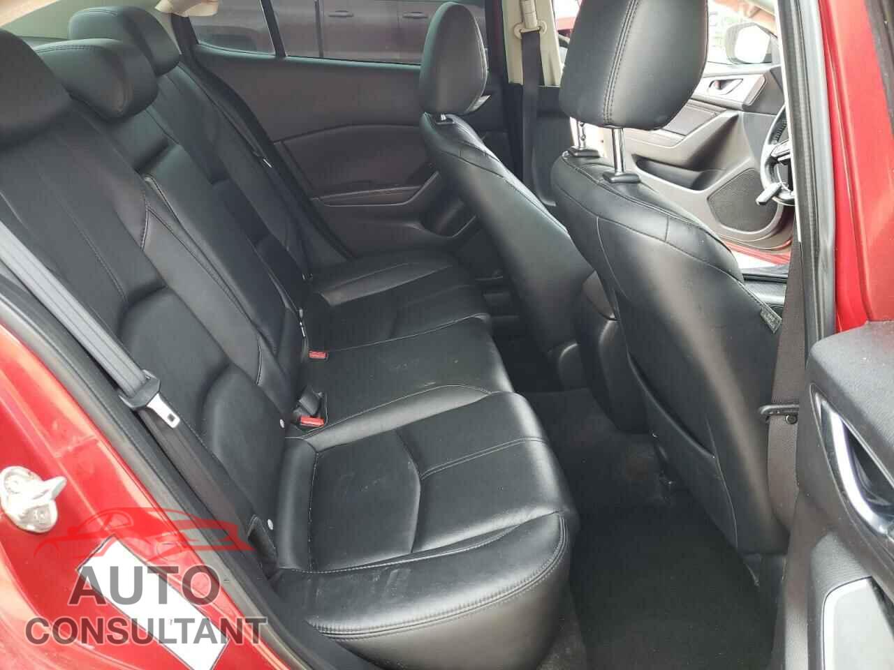 MAZDA 3 2017 - 3MZBN1V7XHM116155