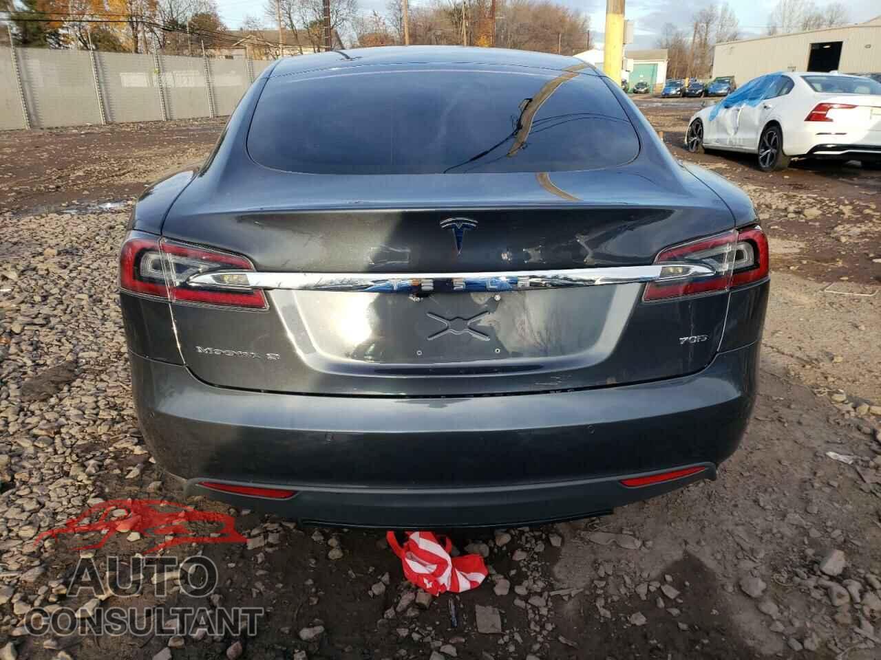 TESLA MODEL S 2015 - 5YJSA1E25FF108744
