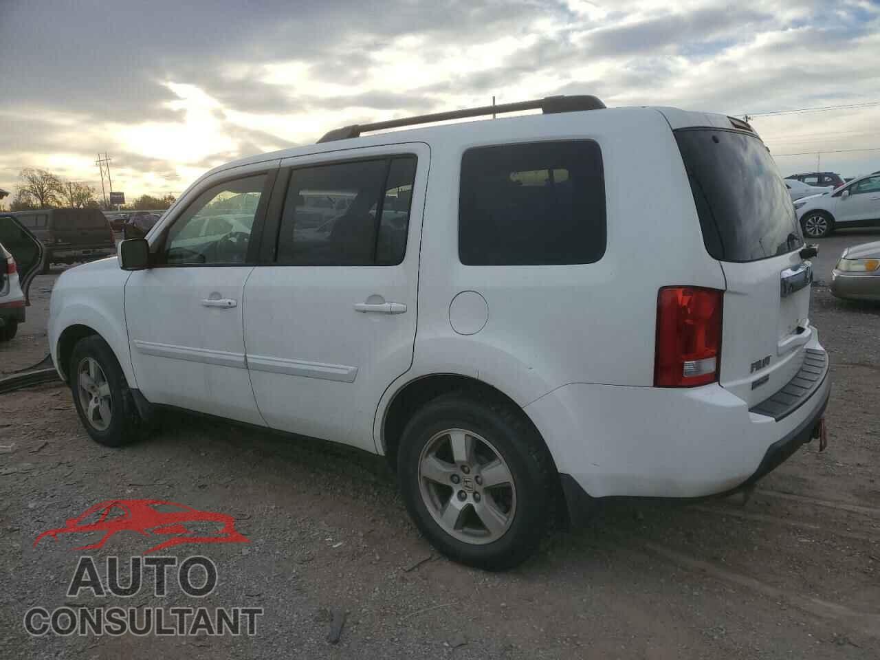 HONDA PILOT 2010 - 5FNYF4H57AB012965