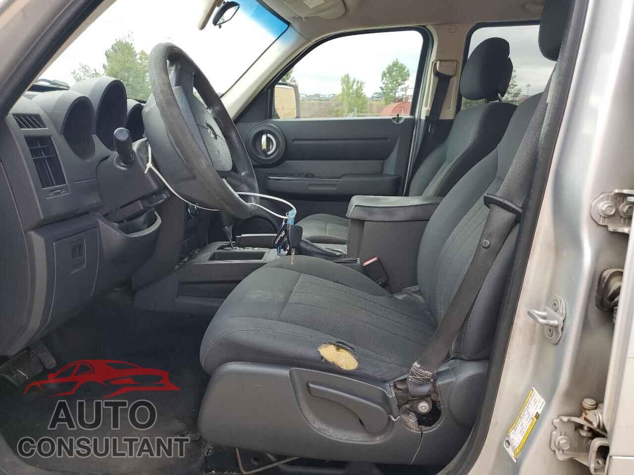 DODGE NITRO 2011 - 1D4PT4GK8BW597552
