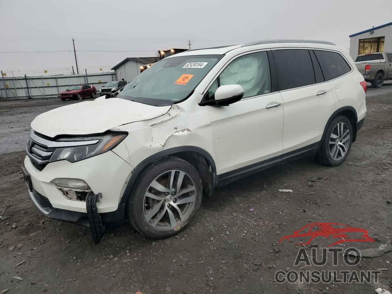 HONDA PILOT 2018 - 5FNYF6H90JB048852