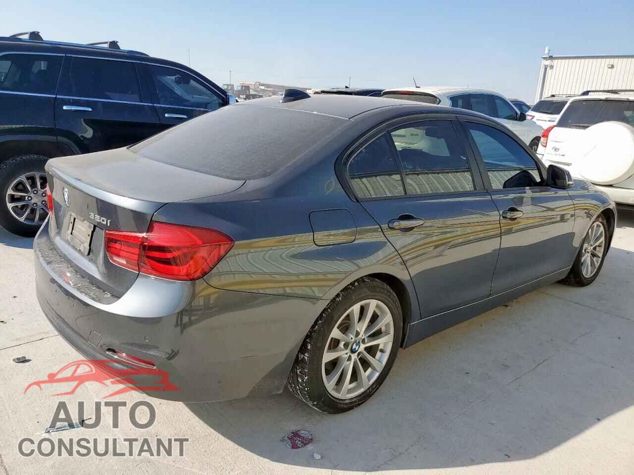 BMW 3 SERIES 2017 - WBA8E1G59HNU13087
