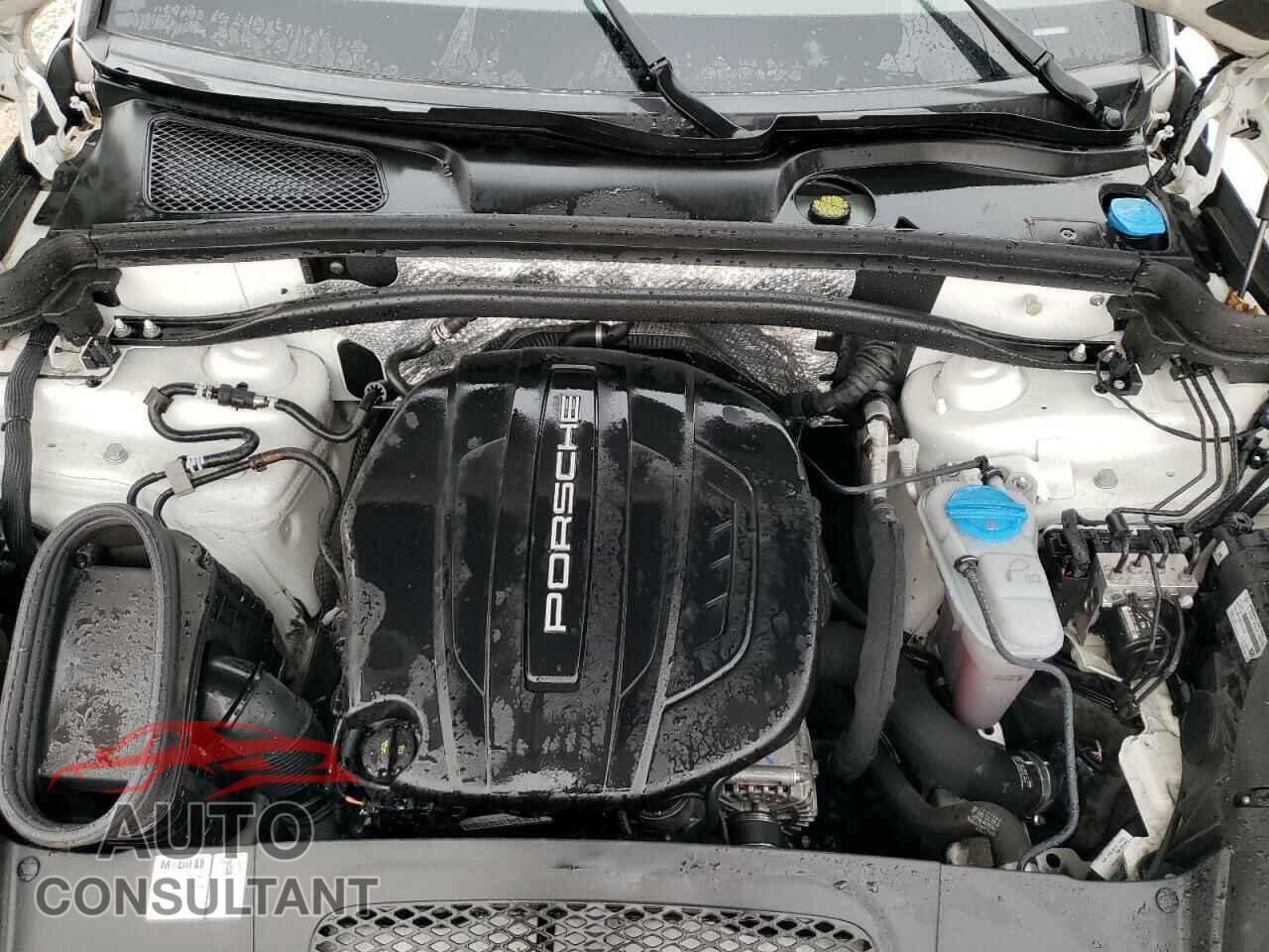 PORSCHE MACAN 2018 - WP1AA2A50JLB14103