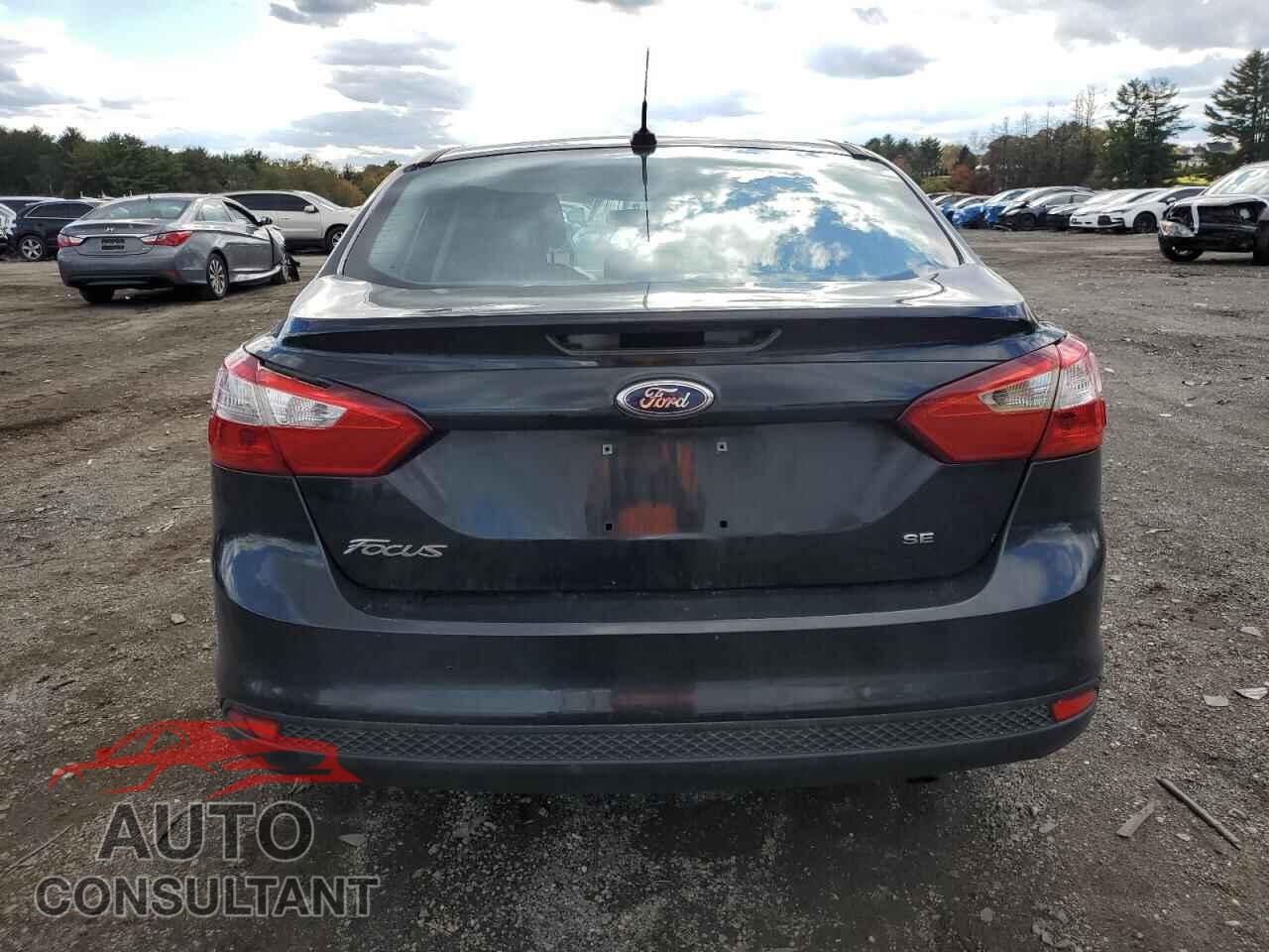 FORD FOCUS 2014 - 1FADP3F22EL277803