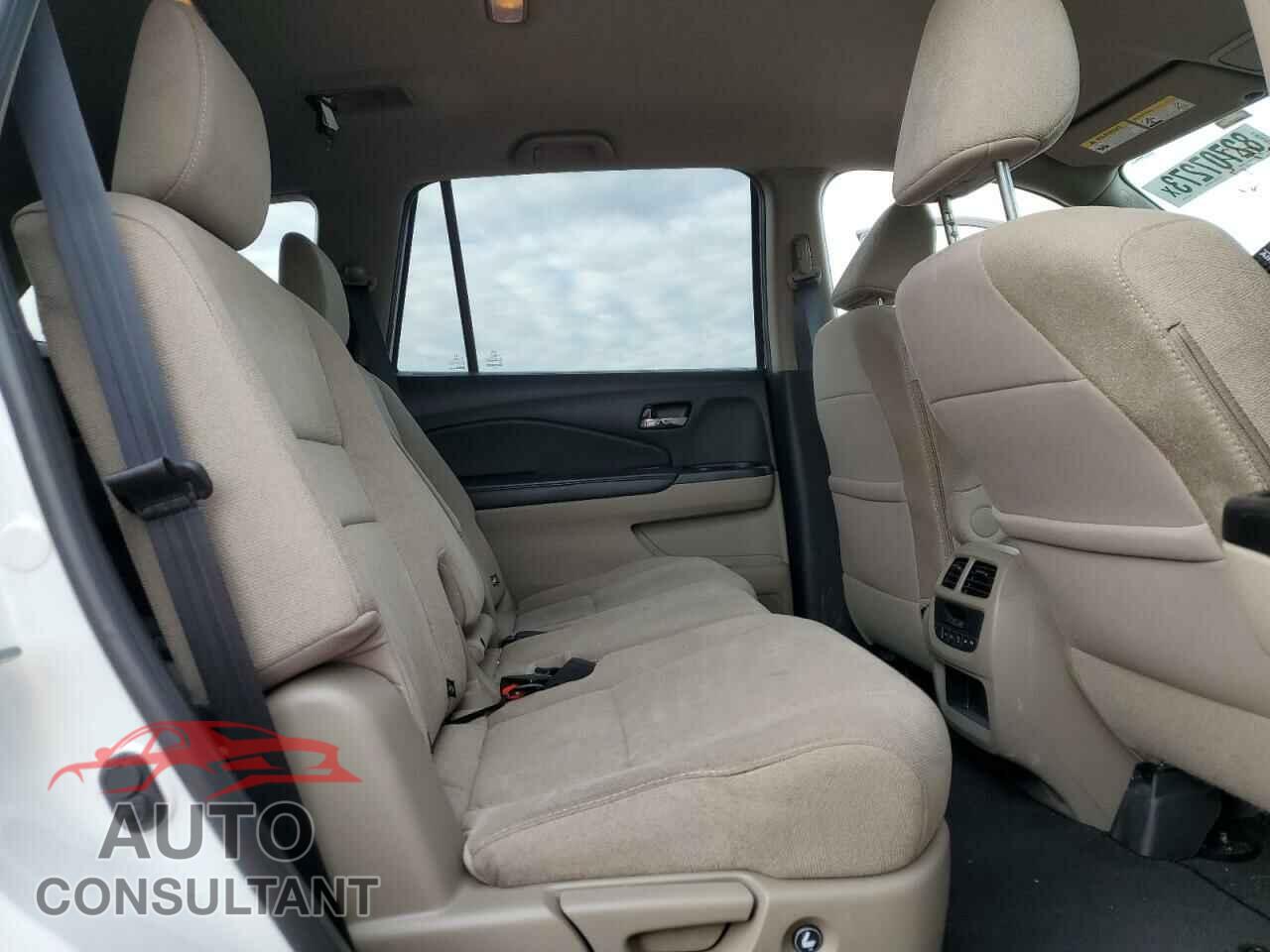HONDA PILOT 2021 - 5FNYF6H33MB057769