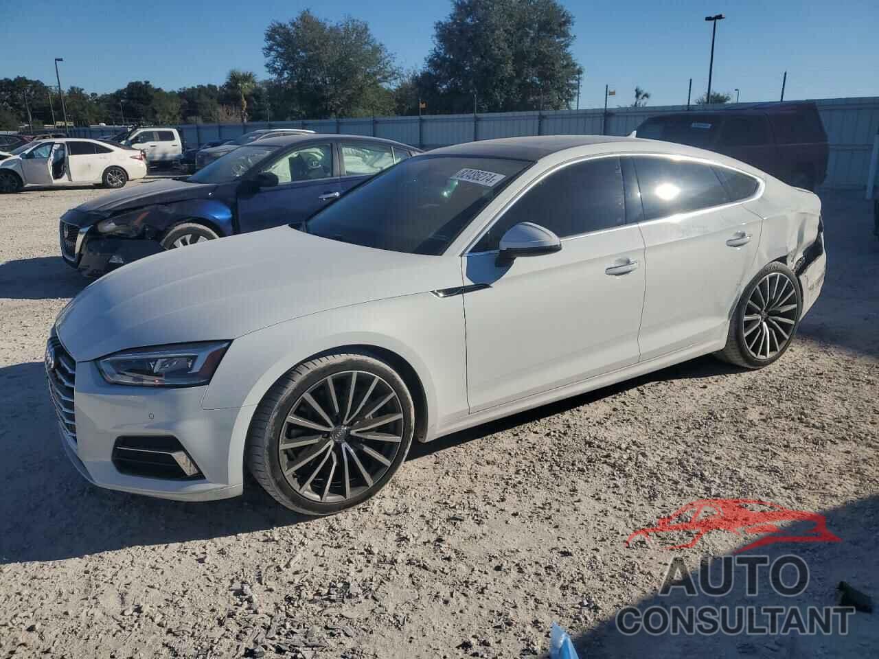 AUDI A5 2018 - WAUBNCF58JA080400