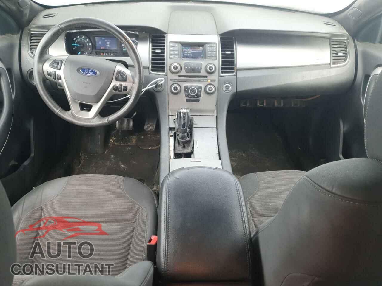 FORD TAURUS 2017 - 1FAHP2E88HG113695