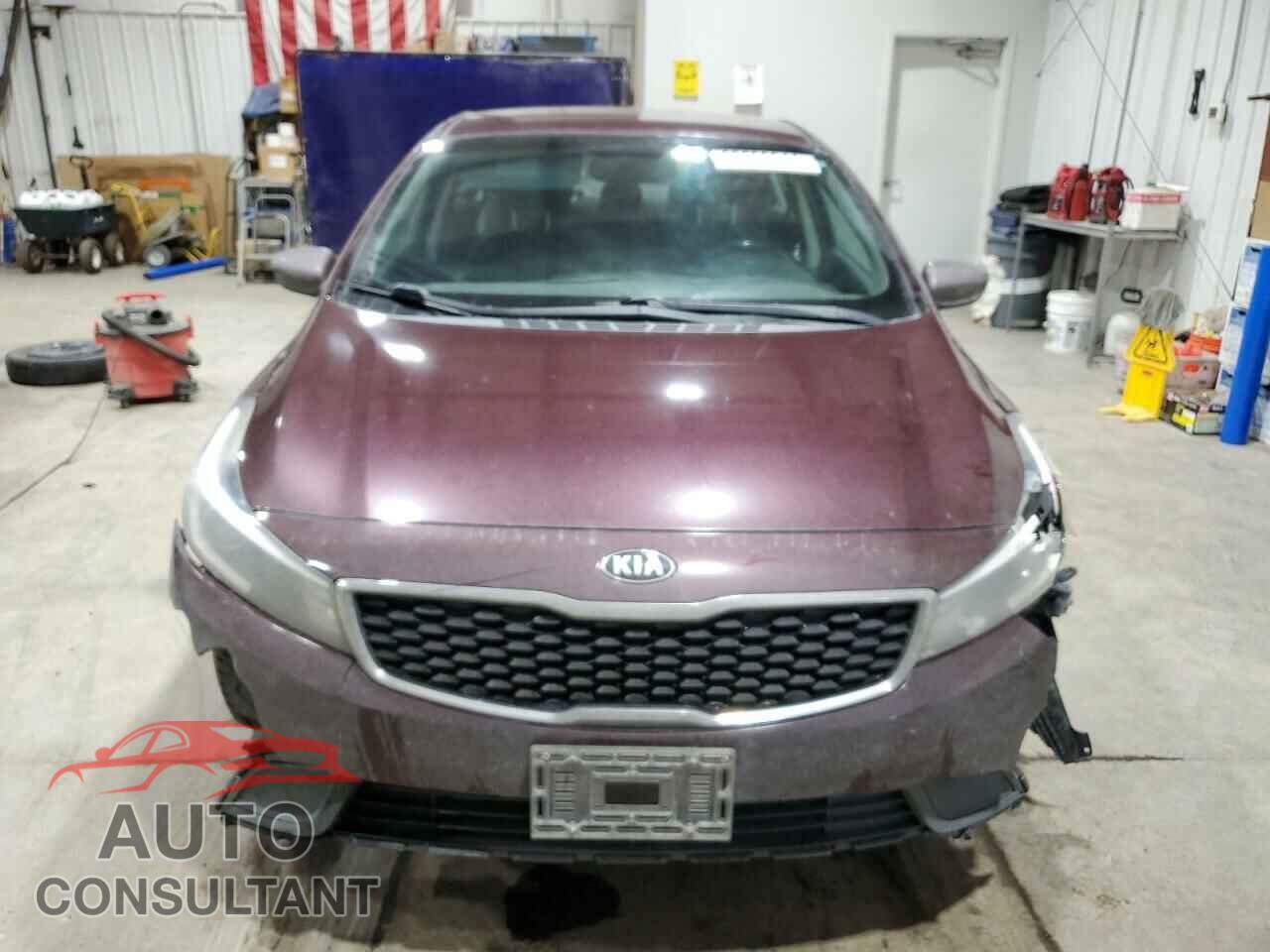 KIA FORTE 2017 - 3KPFK4A70HE030125