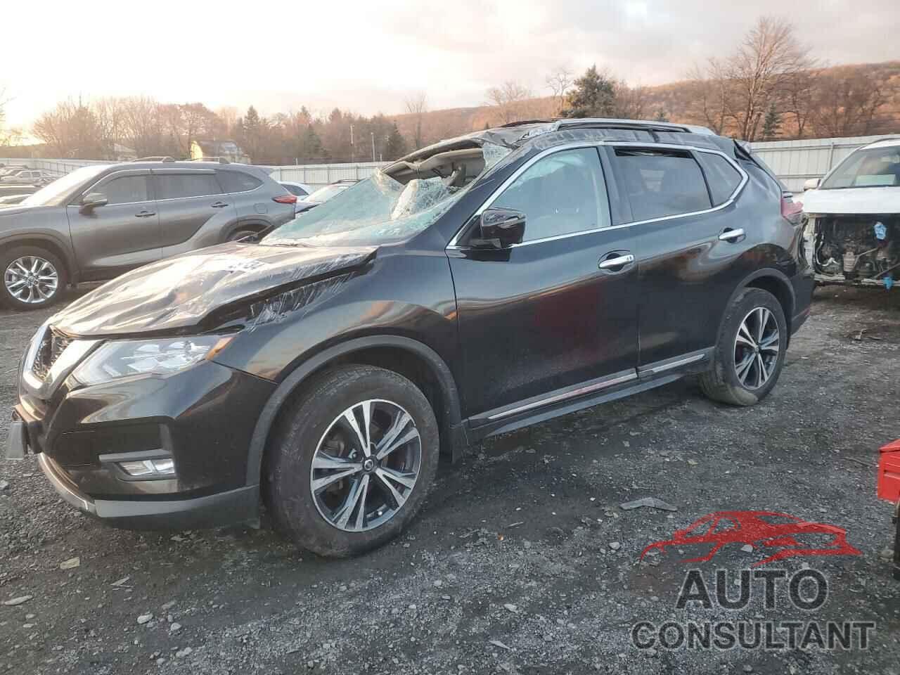 NISSAN ROGUE 2018 - 5N1AT2MV0JC800466