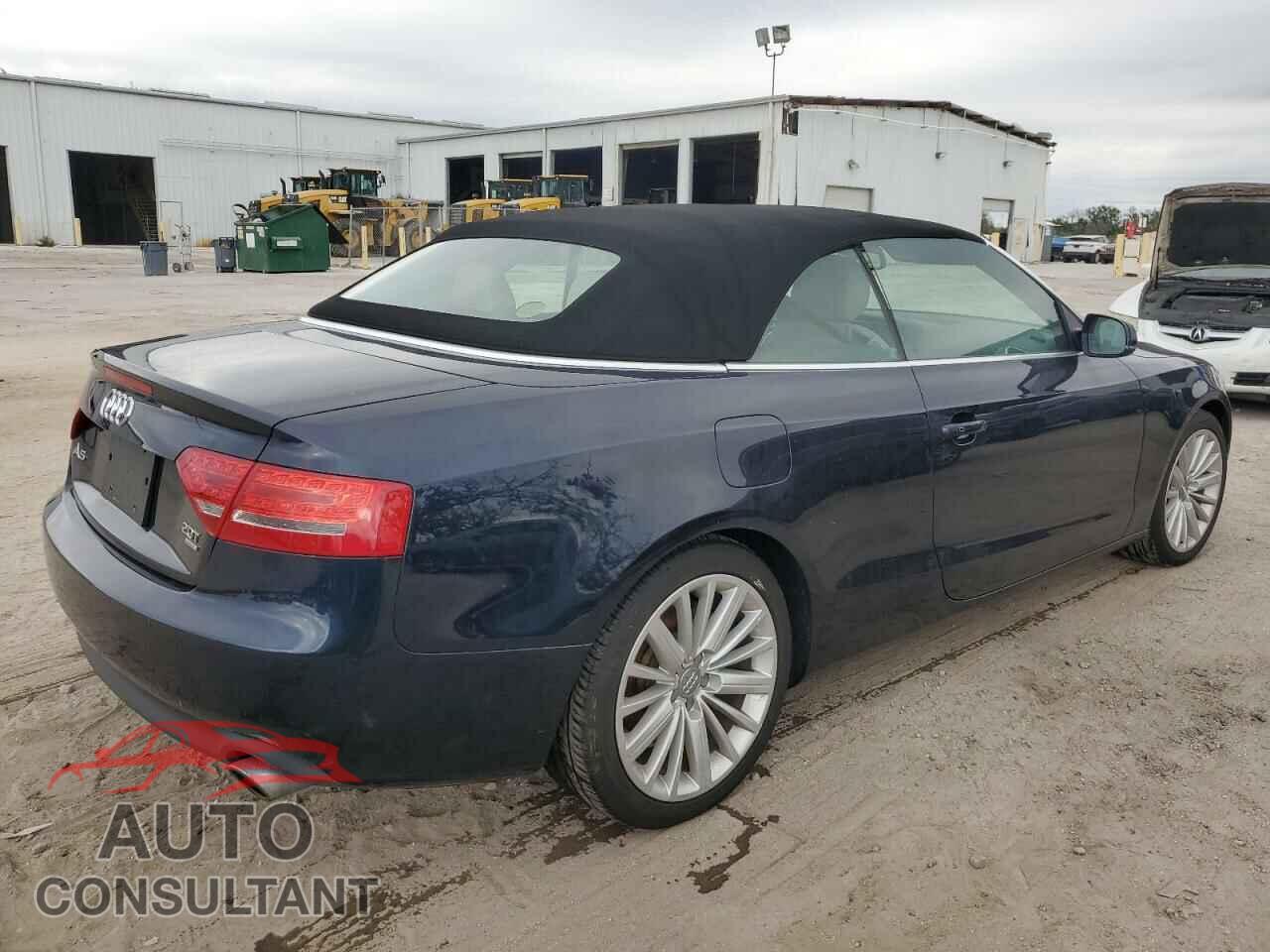 AUDI A5 2011 - WAULFAFH5BN006099