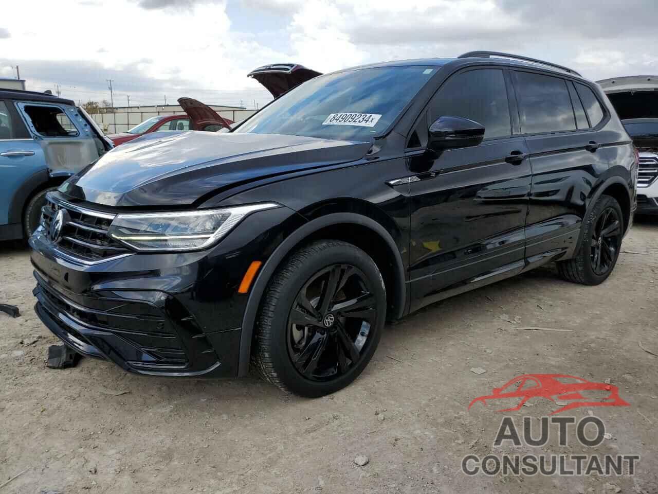 VOLKSWAGEN TIGUAN 2023 - 3VVCB7AX1PM037076