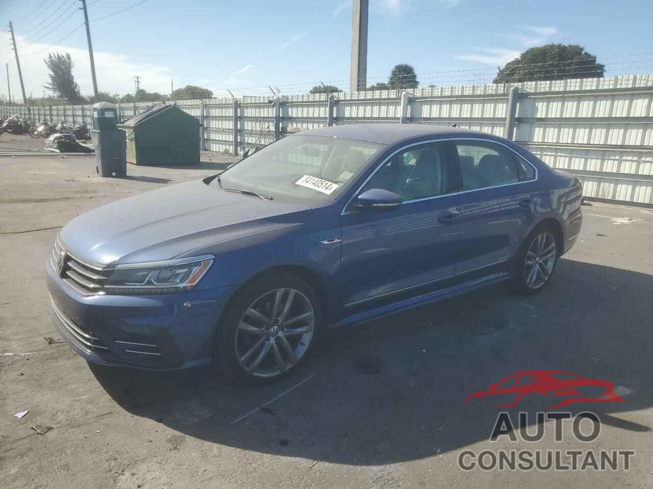 VOLKSWAGEN PASSAT 2017 - 1VWDT7A37HC077367