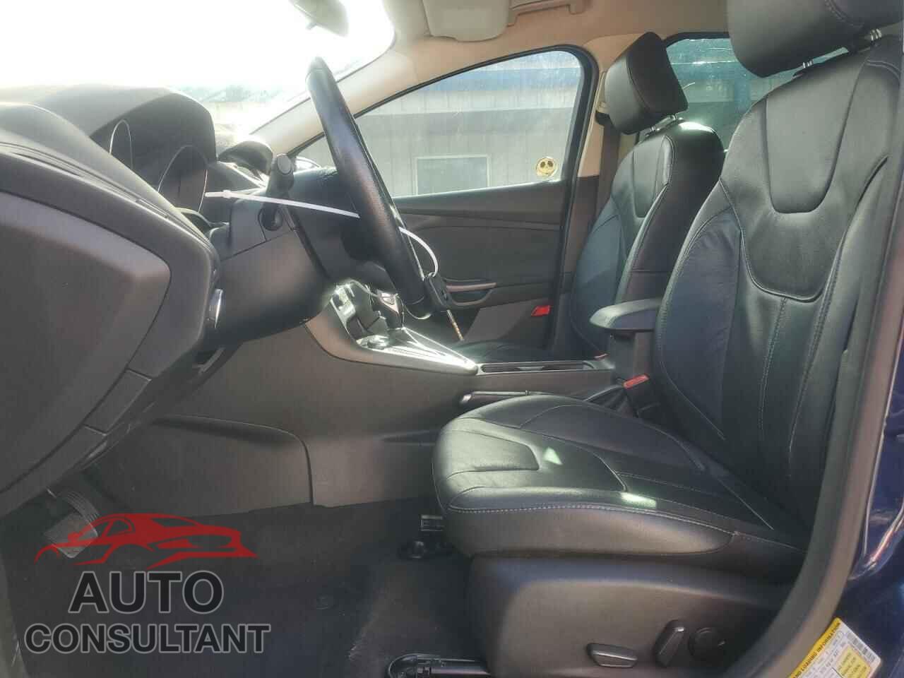 FORD FOCUS 2016 - 1FADP3F26GL360301
