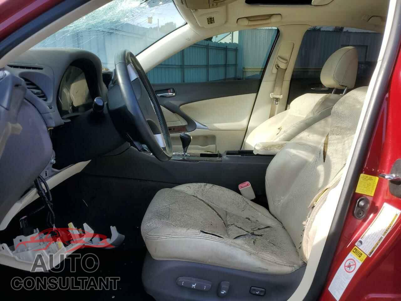 LEXUS IS 2012 - JTHBF5C25C2102631
