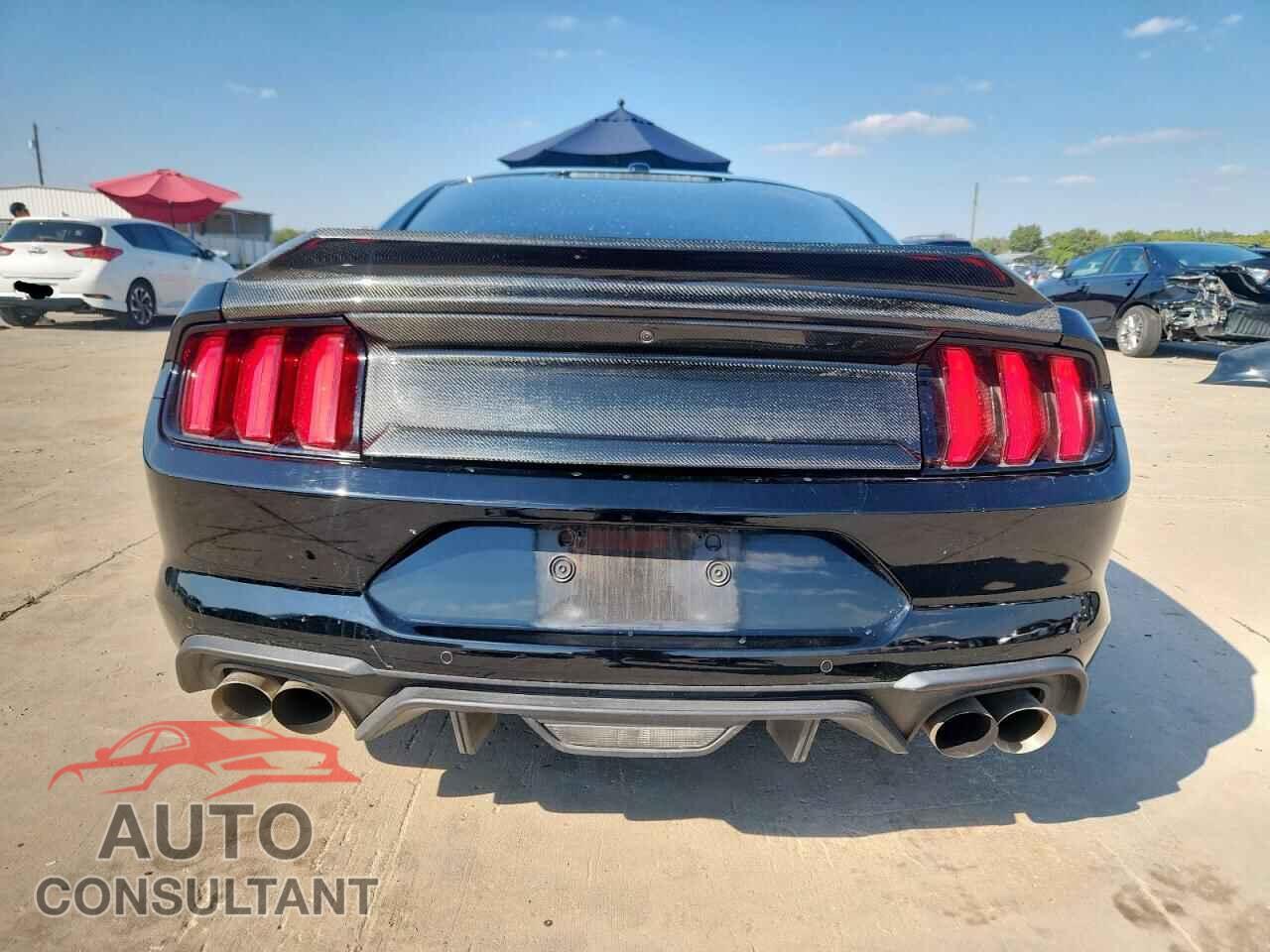 FORD MUSTANG 2019 - 1FA6P8CF5K5115404