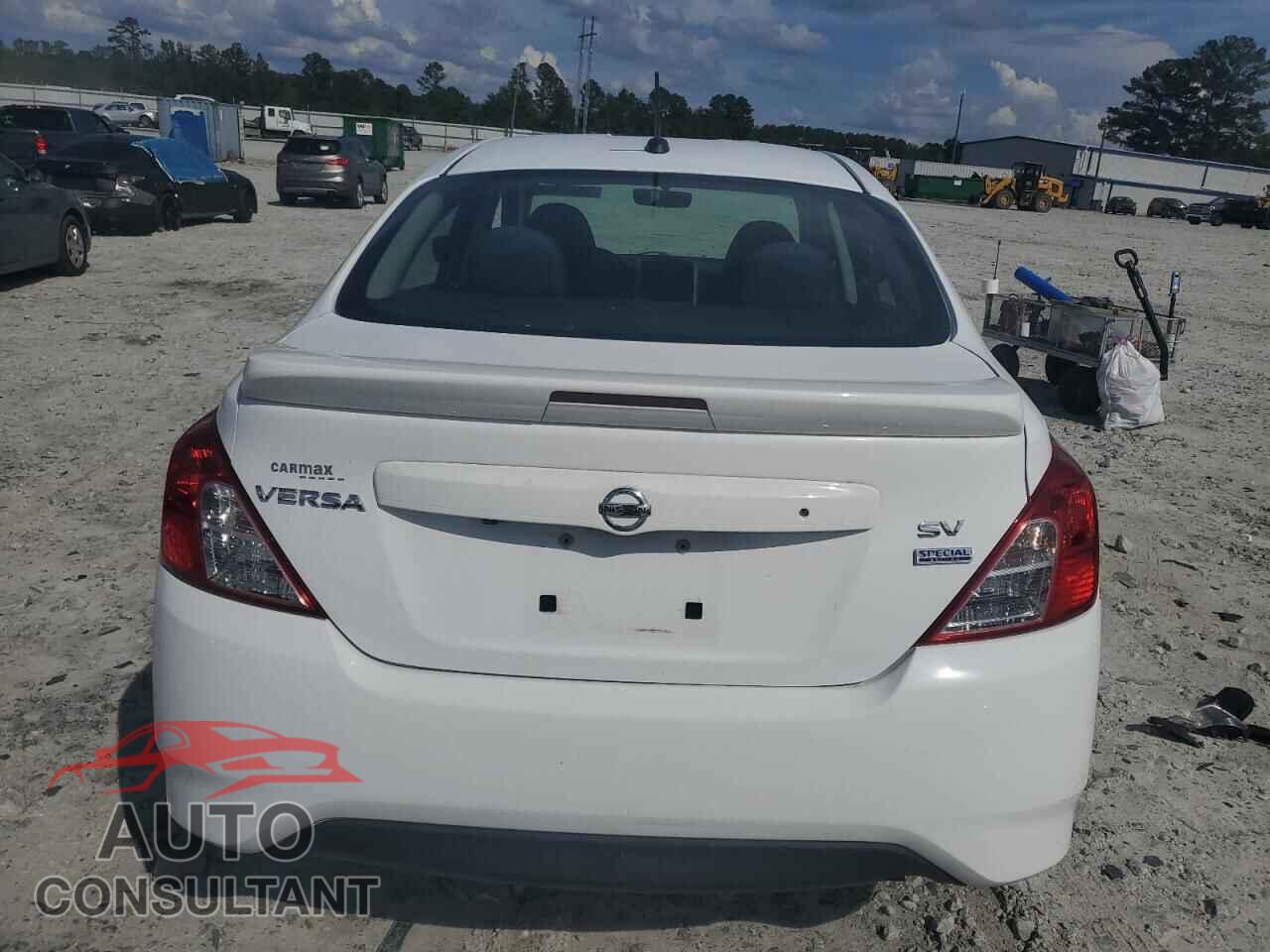 NISSAN VERSA 2019 - 3N1CN7AP3KL826479