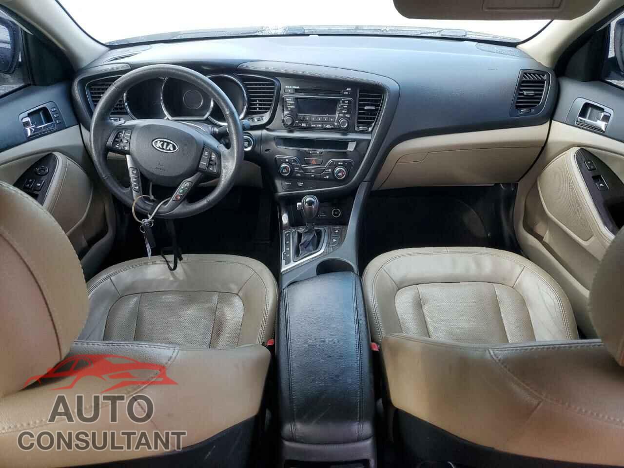 KIA OPTIMA 2011 - KNAGN4A78B5110199