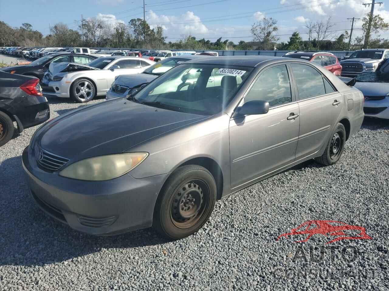 TOYOTA CAMRY 2019 - 4T1BE32K76U694094