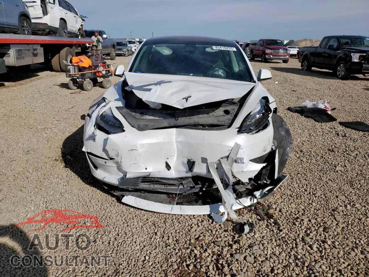 TESLA MODEL 3 2022 - 5YJ3E1EB3NF298423