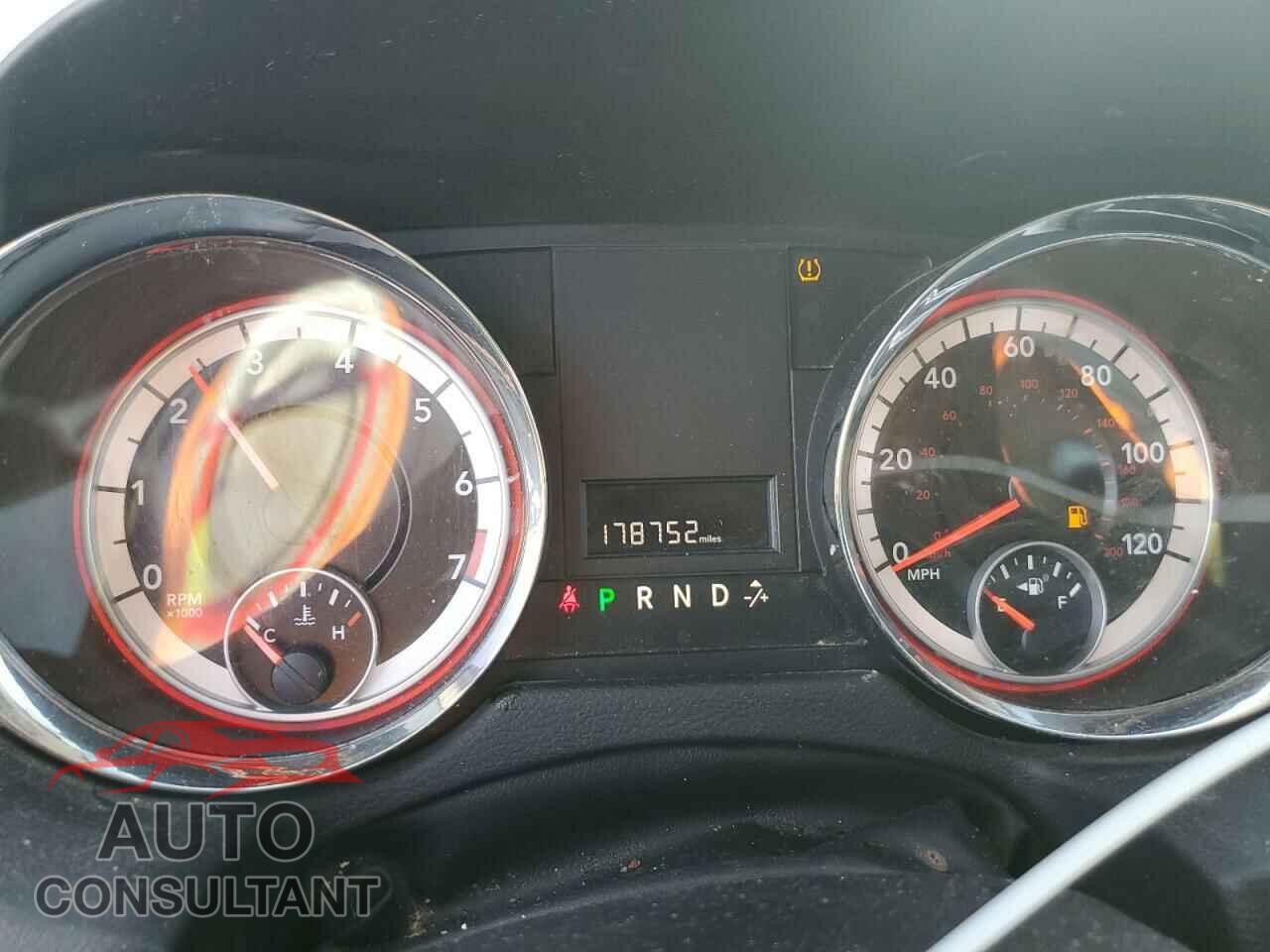 DODGE CARAVAN 2013 - 2C4RDGCG5DR610582