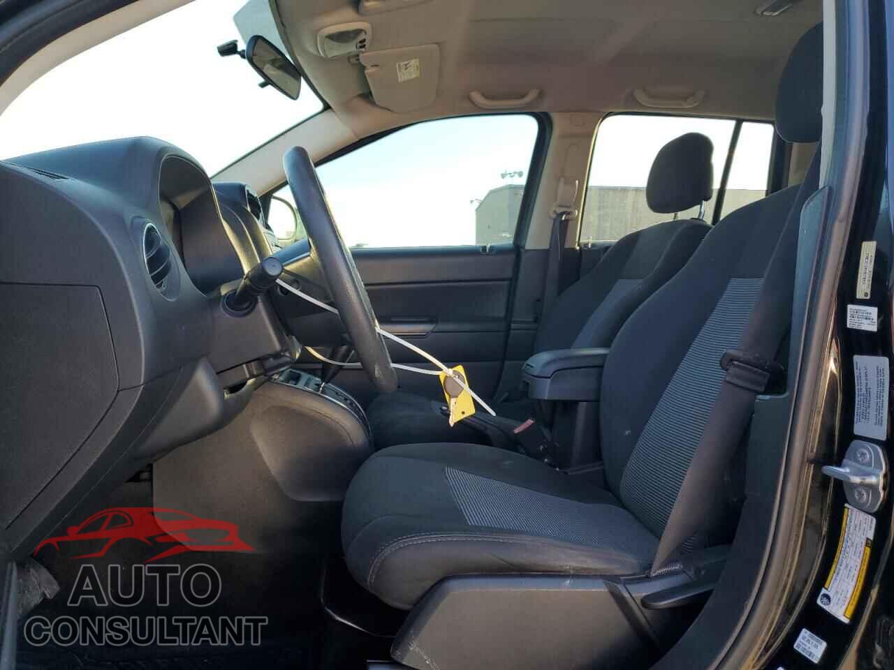 JEEP COMPASS 2015 - 1C4NJCBAXFD313603
