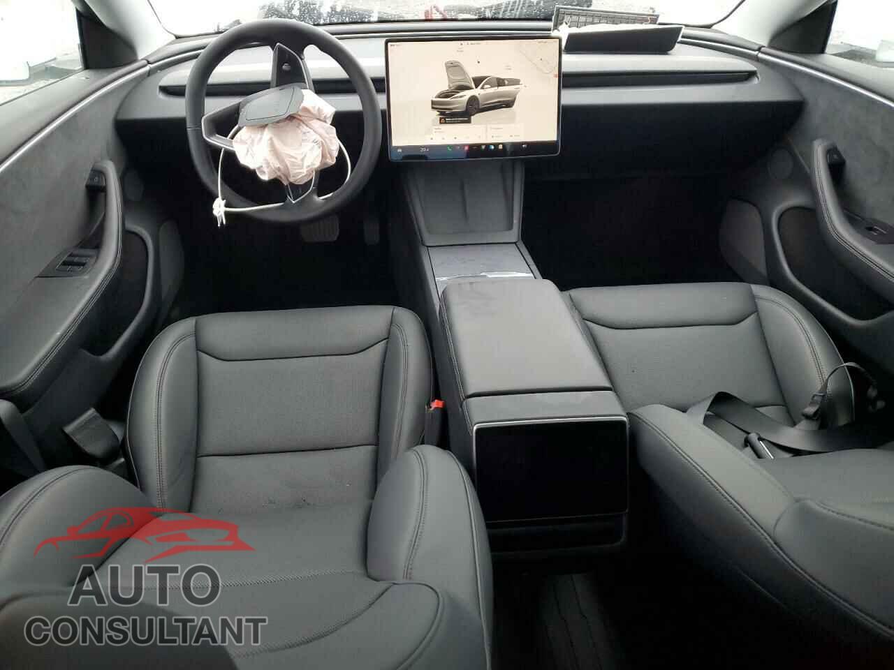 TESLA MODEL 3 2025 - 5YJ3E1EB7SF894517