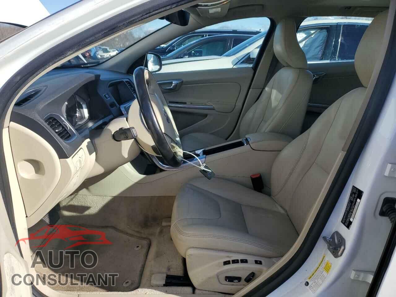 VOLVO V60 2016 - YV140MEK1G1320557