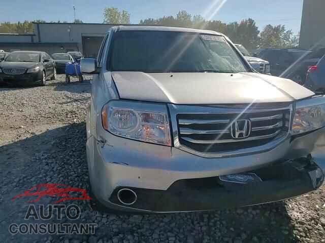 HONDA PILOT 2015 - 5FNYF4H35FB043895
