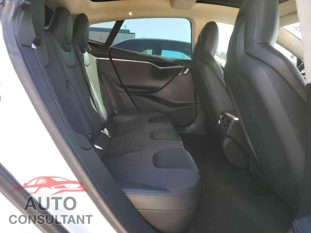 TESLA MODEL S 2016 - 5YJSA1E13GF153870
