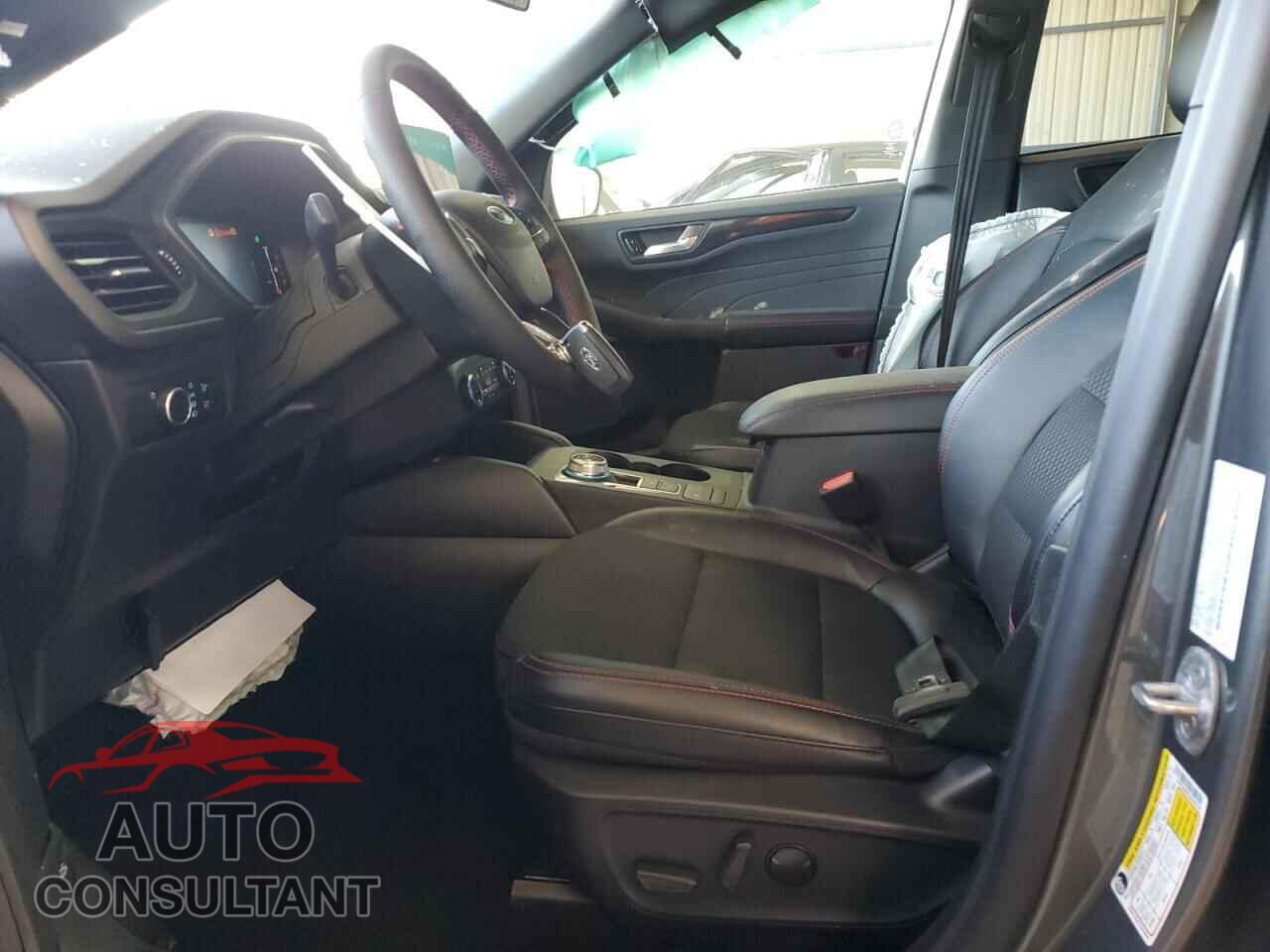FORD ESCAPE ST 2025 - 1FMCU9MN2SUA99794
