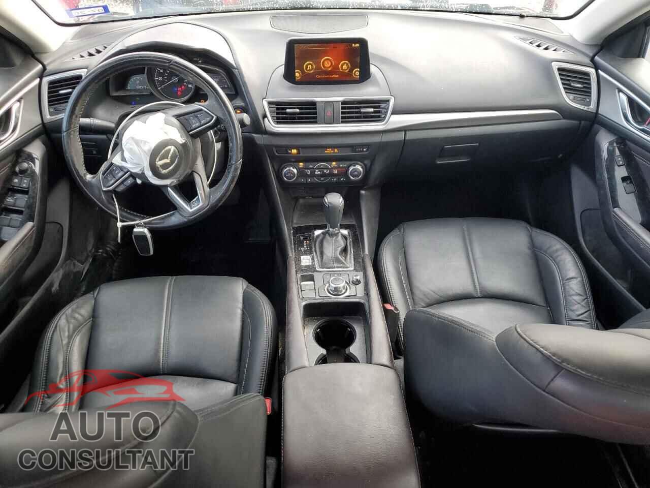 MAZDA 3 2017 - 3MZBN1V73HM116434
