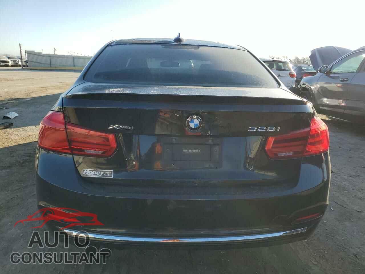 BMW 3 SERIES 2016 - WBA8E3G59GNU00592