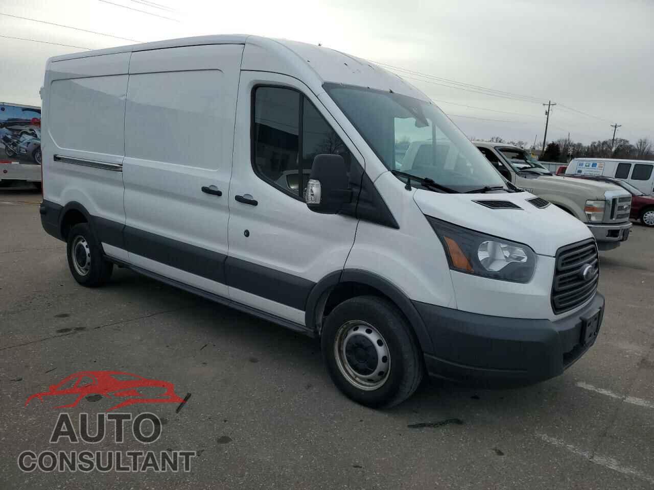 FORD TRANSIT 2018 - 1FTYR2CG2JKA51857