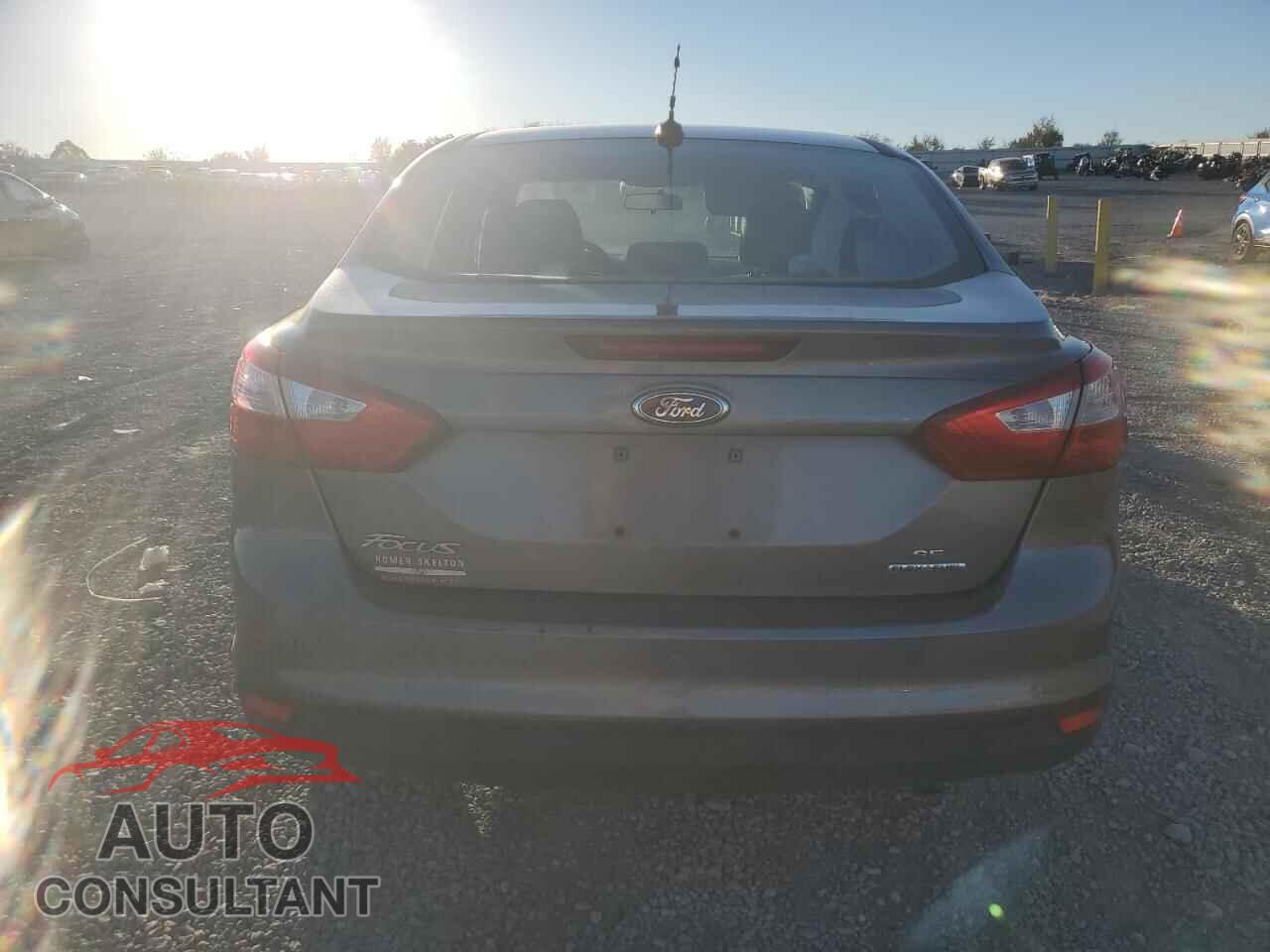 FORD FOCUS 2014 - 1FADP3F23EL262744
